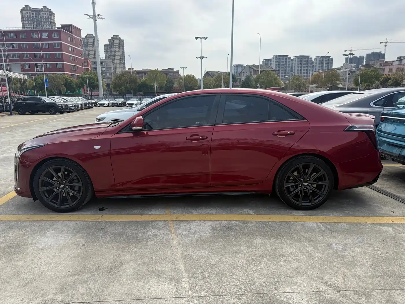 Cadillac CT4 2021 28T Premium Edition фото 4