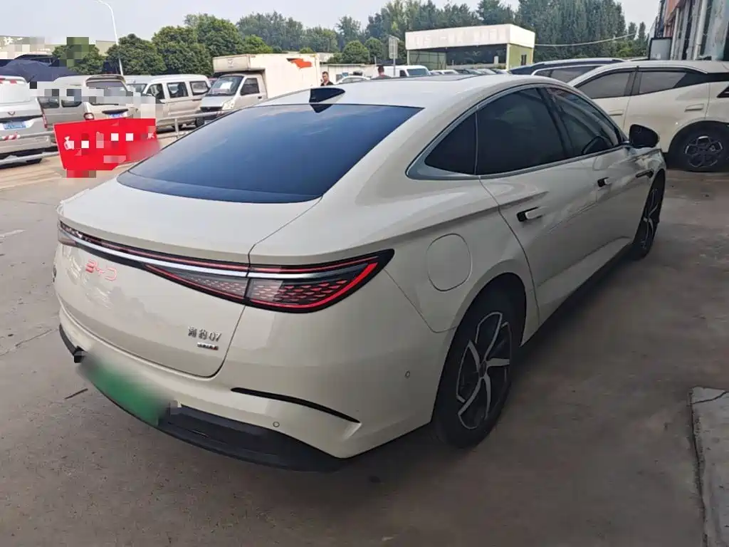 BYD Seal 07 DM-i 2025 2026 DM-i 1.5T 230km Flagship