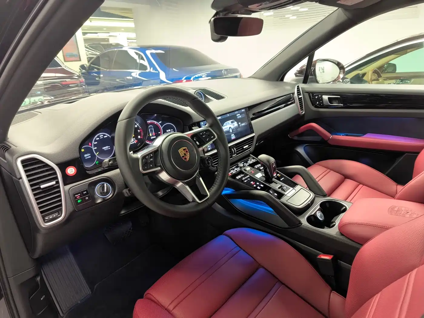 Porsche Cayenne New Energy 2019 Cayenne E-Hybrid 2.0T фото 15