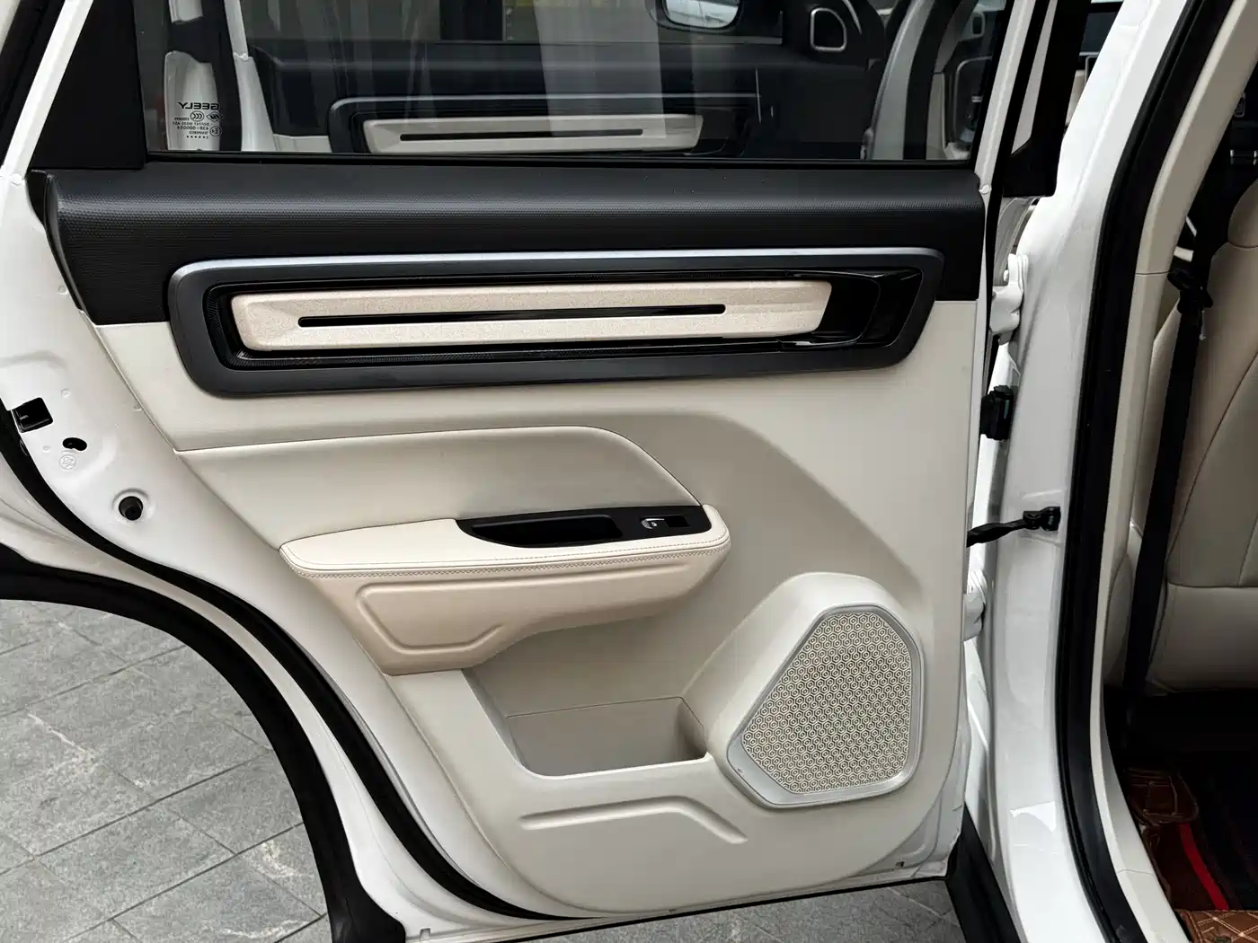 GEELY AUTOMOBILE GEELY ICON