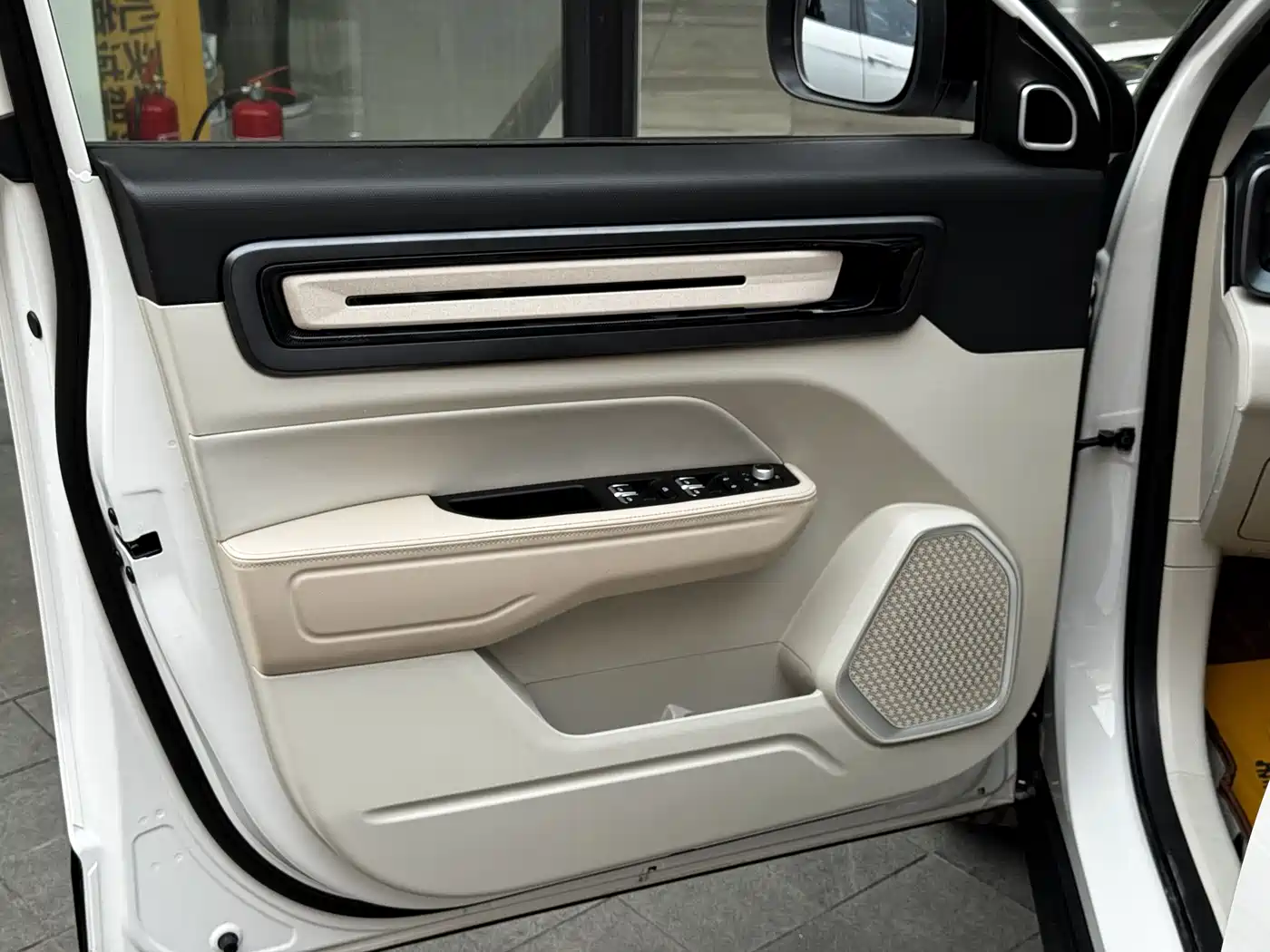 GEELY AUTOMOBILE GEELY ICON