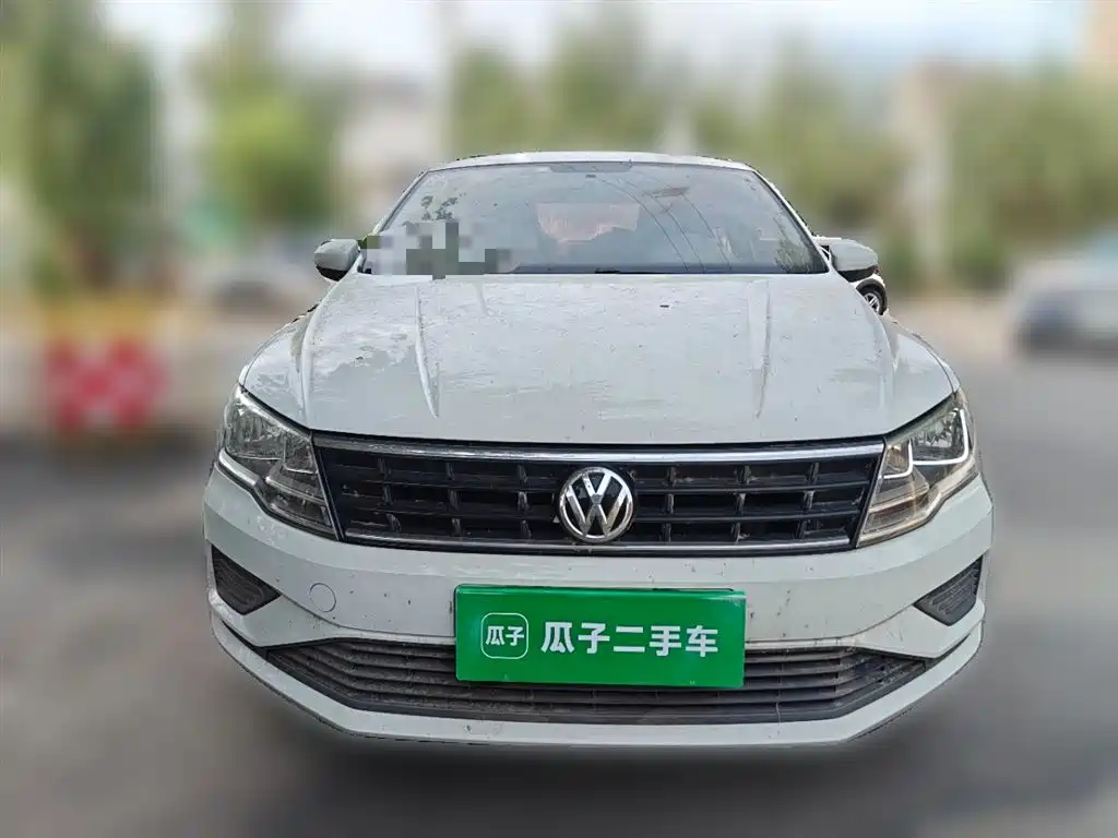 Volkswagen Jetta 2019 Dream Edition 1.4L Manual Fashion фото 24