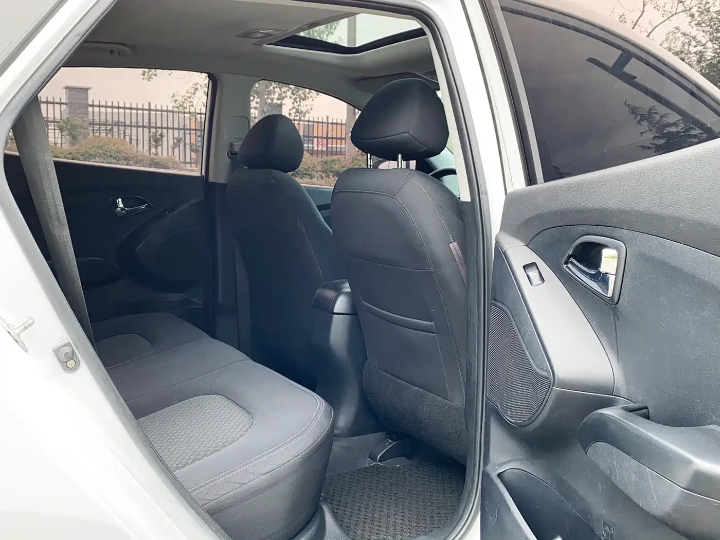 Hyundai Beijing Hyundai ix35 2013 2.0L Automatic 2WD Comfort GL China IV фото 20
