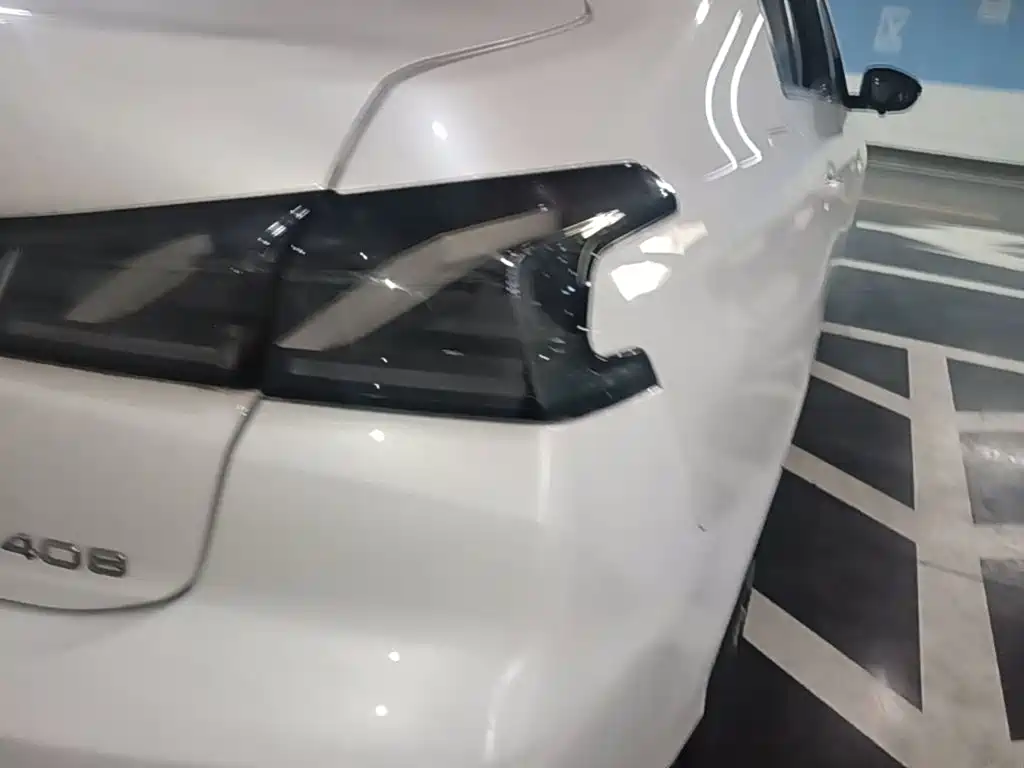 Peugeot 408 2025 2022 1.6T Light Chaser Edition