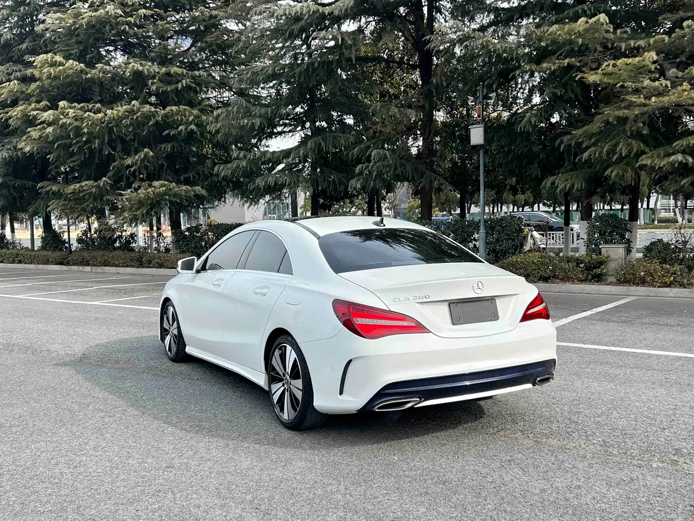 Mercedes-Benz CLA (Import) 2018 CLA 200 Fashion Edition фото 3