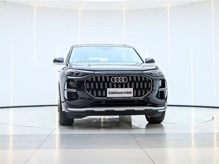 Audi Q6 2024 40 TFSI quattro Cloud View Yulin Package 7-seater фото 2