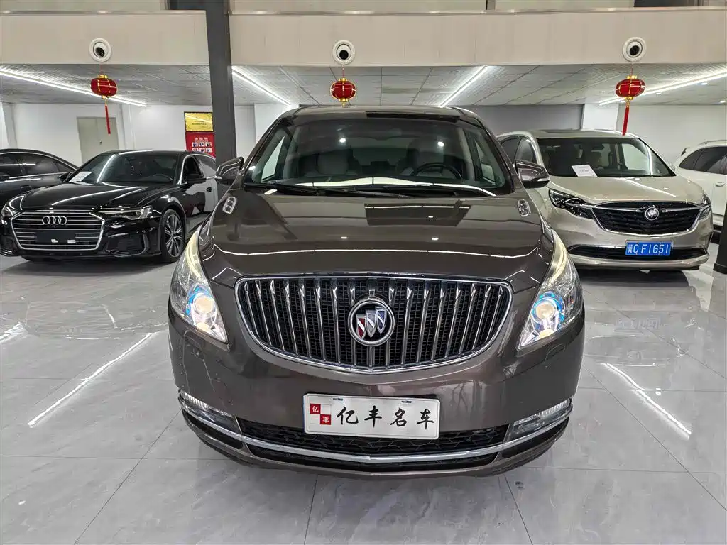 Buick GL8 2014 3.0L GT Luxury Business Elegance фото 2