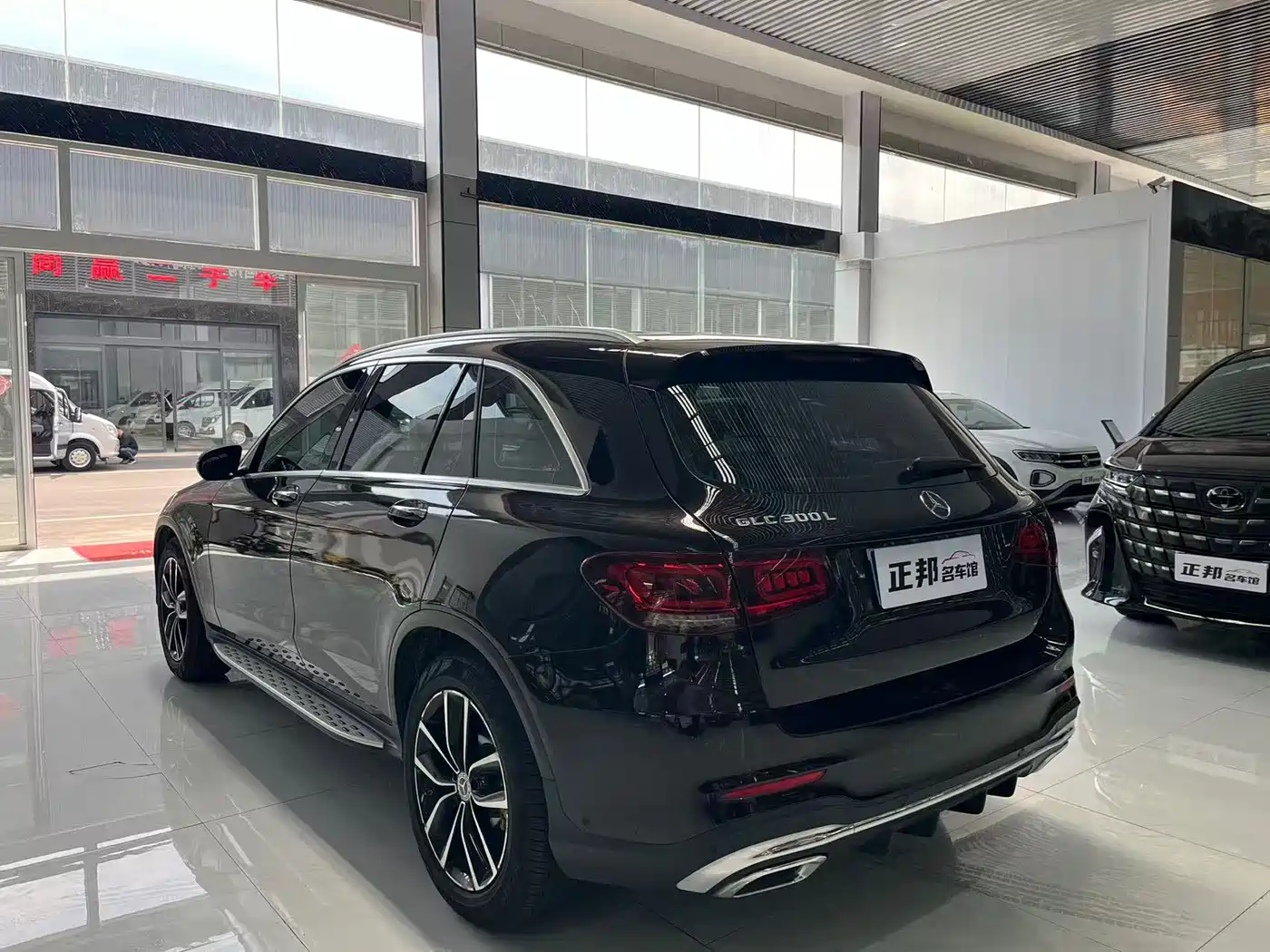 Mercedes-Benz GLC 2021 GLC 300 L 4MATIC Sporty фото 5