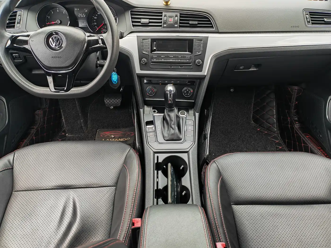 Volkswagen Lamando 2018 230TSI DSG Trend Edition фото 10
