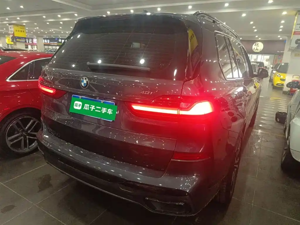 BMW X7 2022 xDrive40i Exclusive M Sport Package фото 7