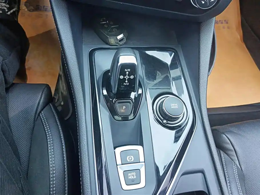 Lynk & Co 03 2021 2.0TD Auto Jin Champion Edition фото 16