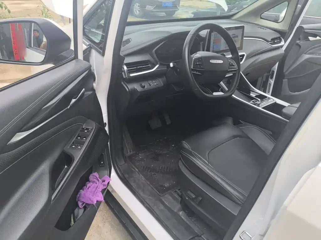SAIC Maxus Maxus G50 2023 2023 Model PLUS 1.5T Happiness Recommended Auto Cruise Edition