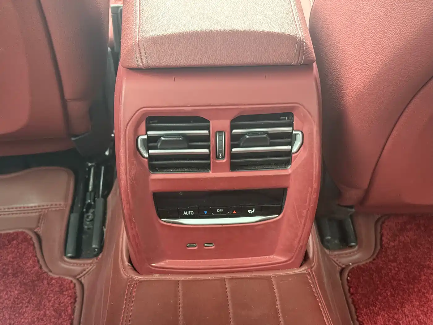 BMW 3 Series 2024 325Li M Sport Shadowline Package фото 19