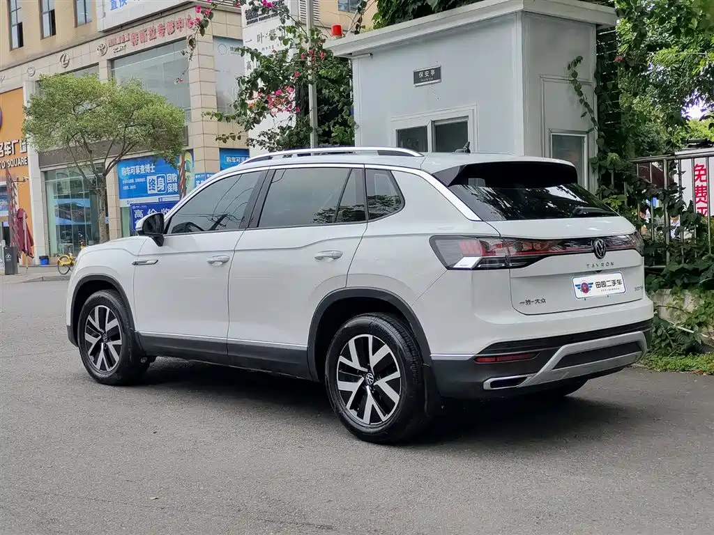Volkswagen Tayron 2024 300TSI 2WD Luxury Plus Advanced фото 4