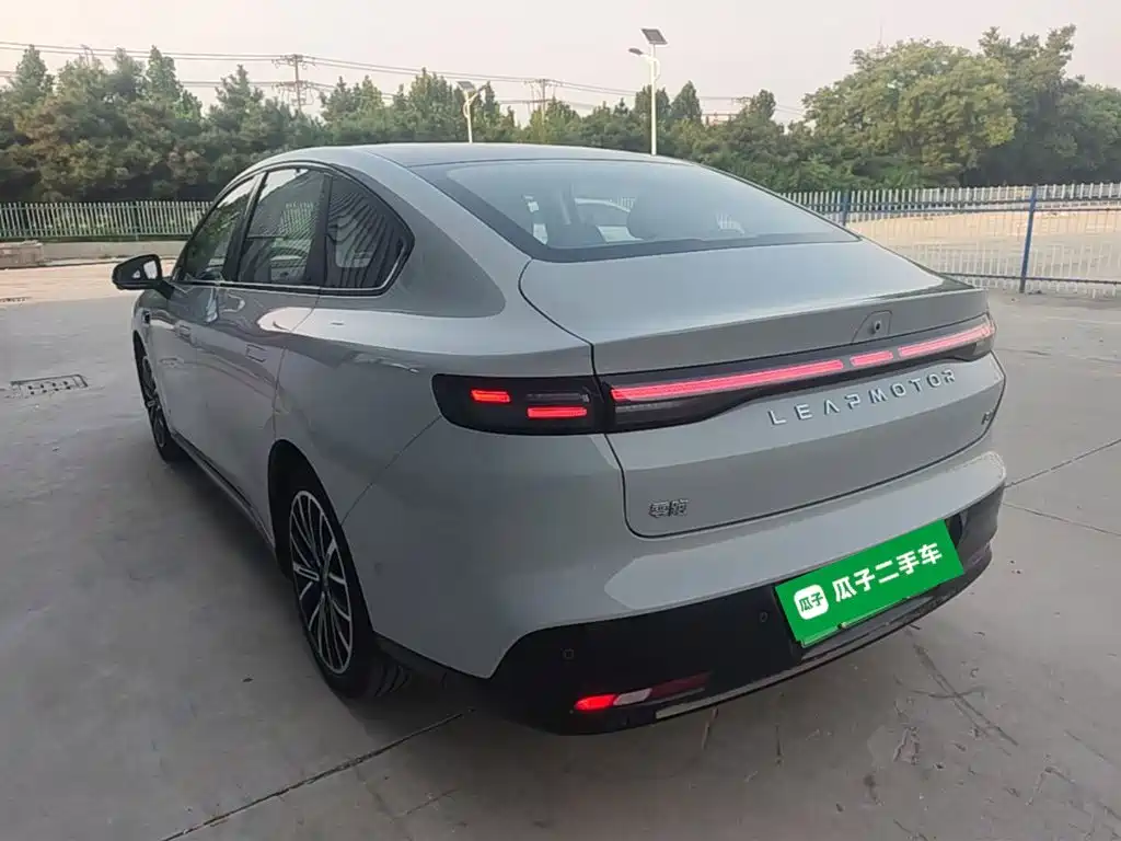 2026 Leapmotor B01