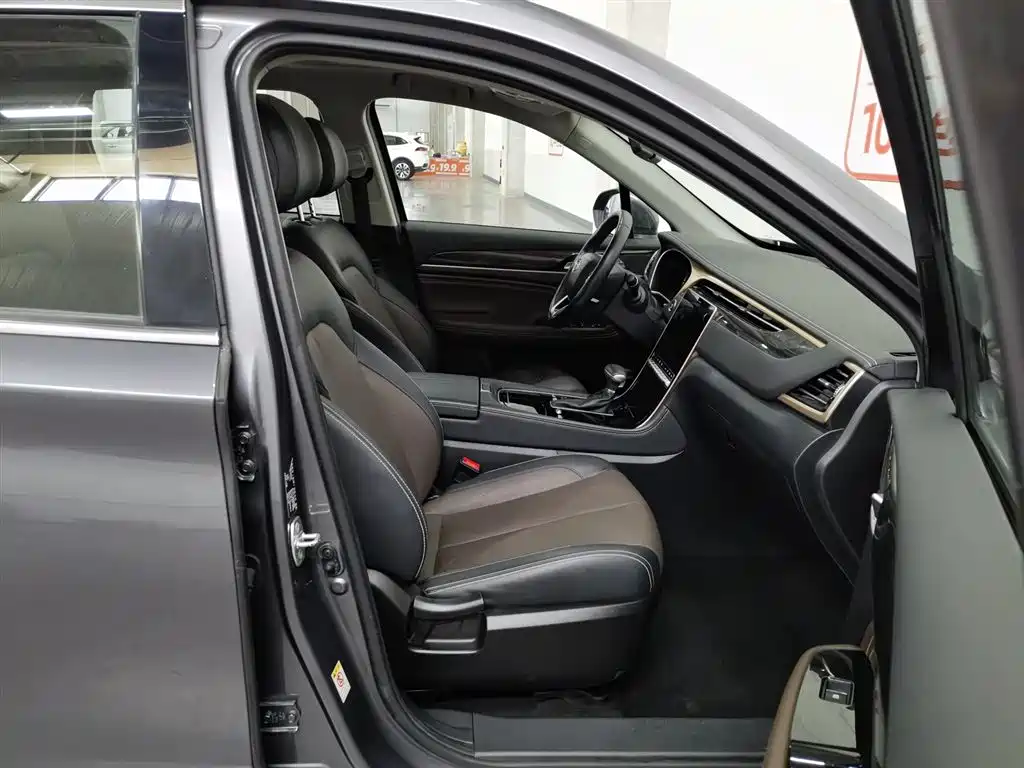 GAC Trumpchi Trumpchi GS5 2019 270T Automatic Luxury фото 23