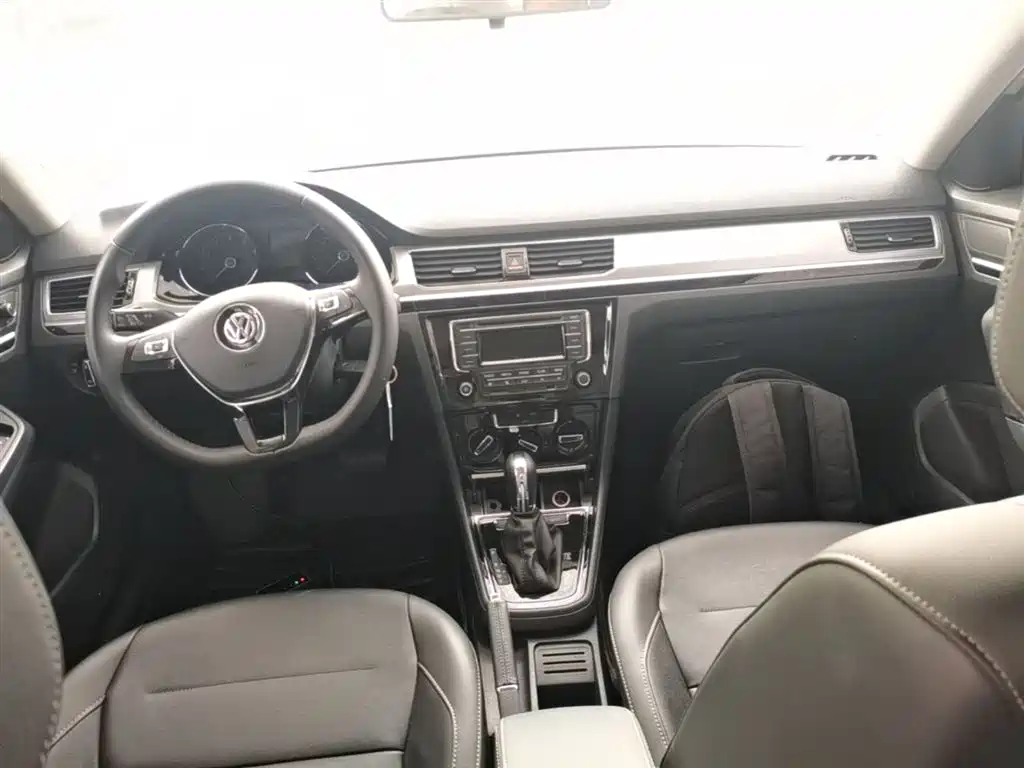 Volkswagen Bora 2018 1.5L Automatic Comfort фото 10