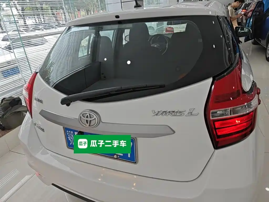 Toyota YARiS L Zhi Xuan 2016 Facelift 1.5E CVT Charming Edition фото 6