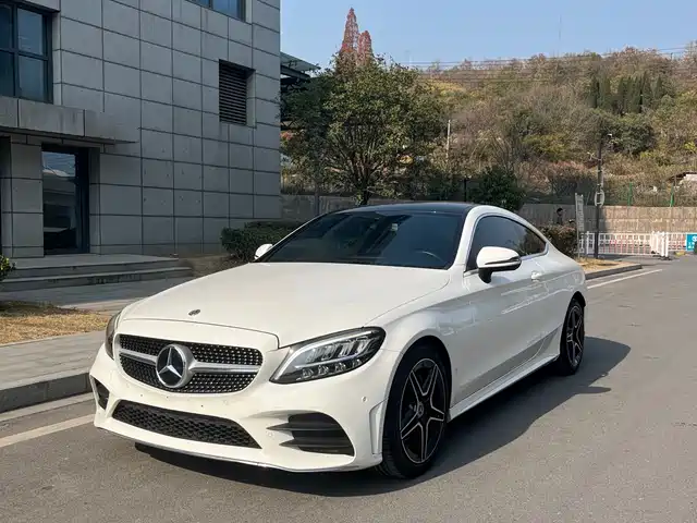 MERCEDES-BENZ C CLASS