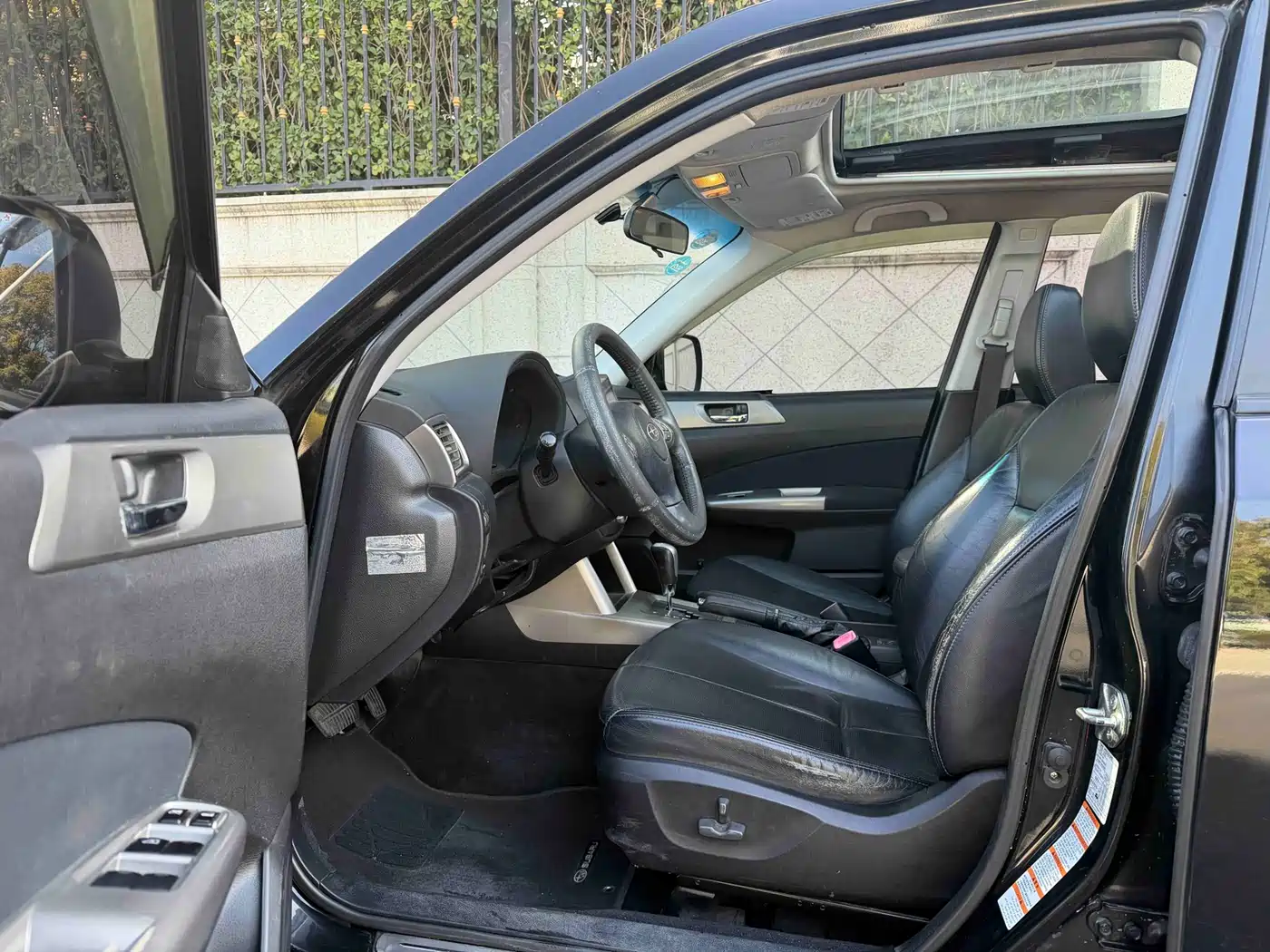 Subaru Forester 2010 2.0XS Automatic Luxury Edition фото 6