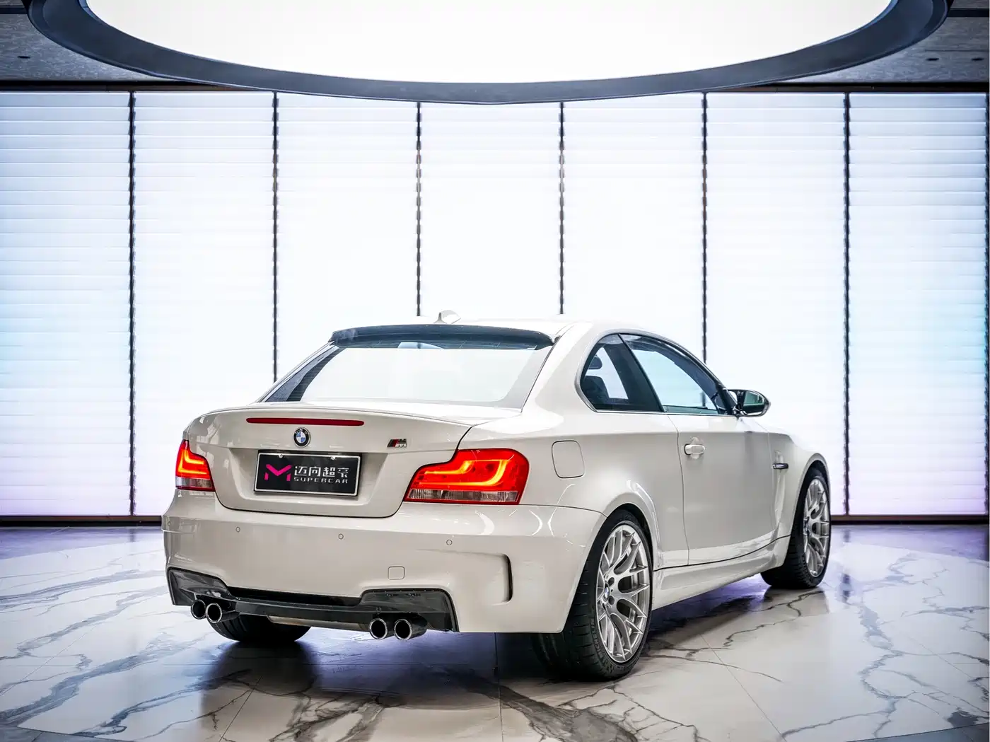 BMW 1 Series M 2011 1M Coupe фото 4