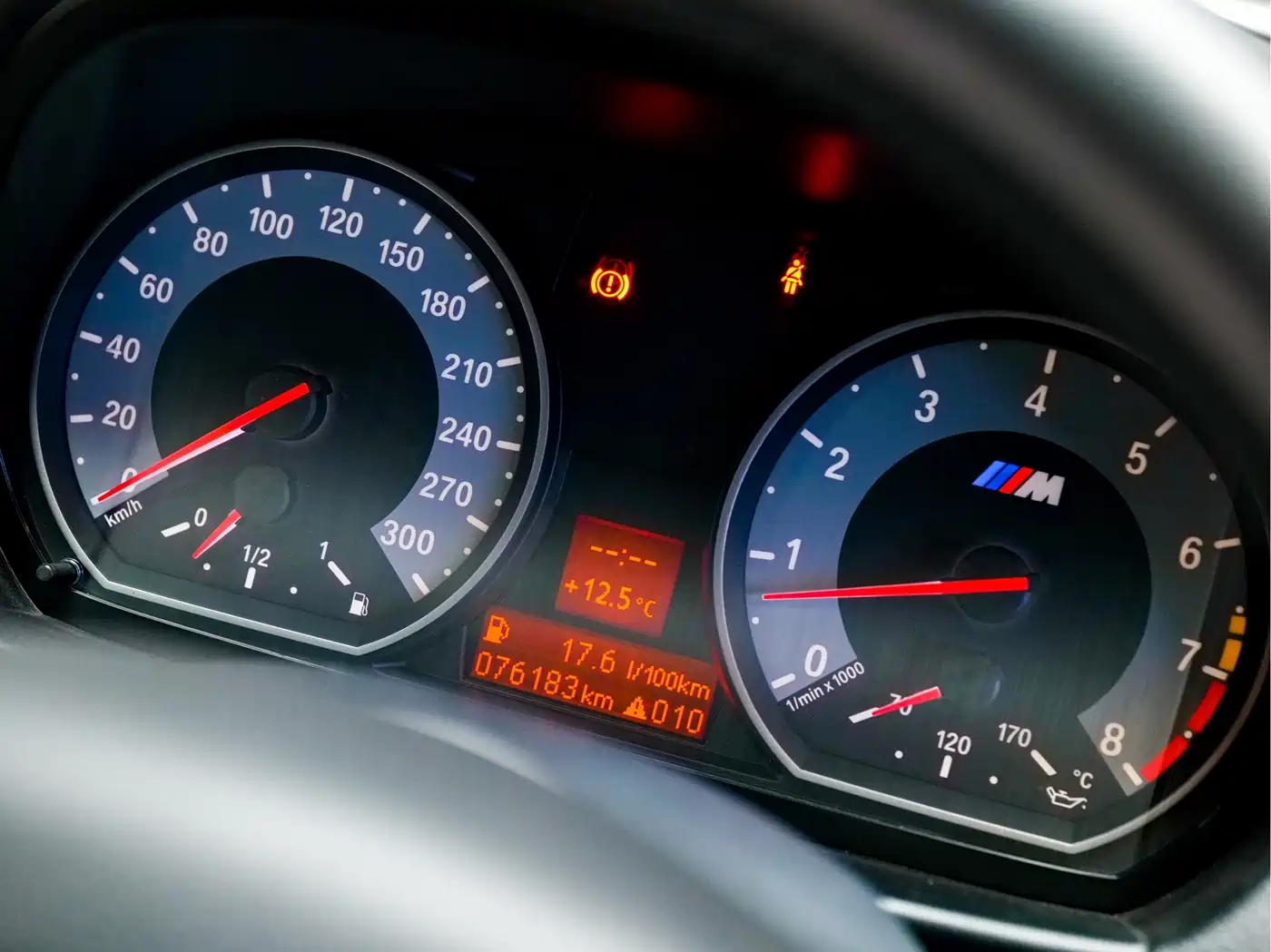 BMW 1 Series M 2011 1M Coupe фото 14