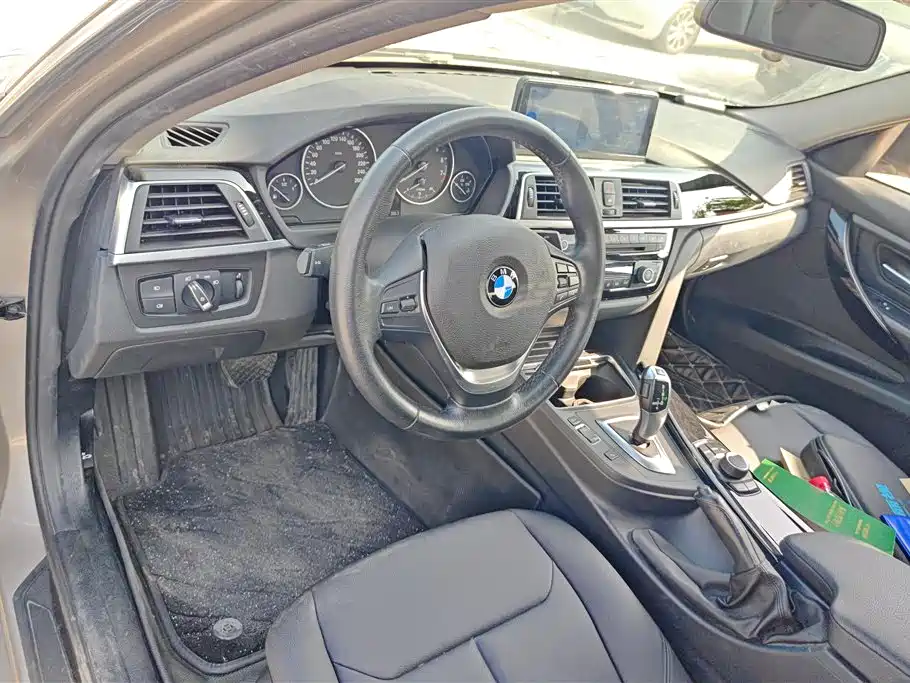 BMW 3 Series 2017 320Li Fashion фото 12