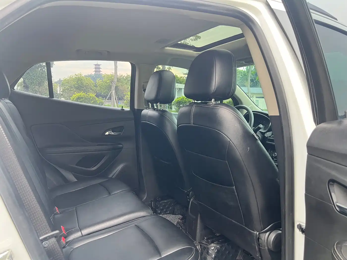 Photo 14 - Buick Encore