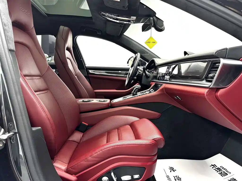 Porsche Panamera 2017 Panamera Turbo 4.0T фото 28