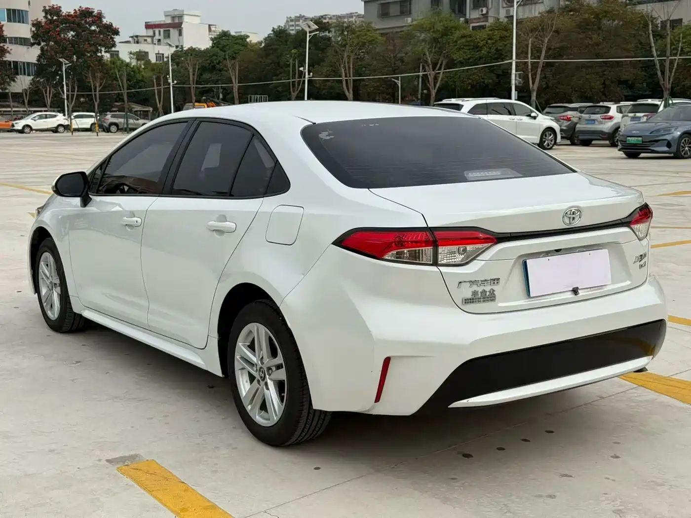 Toyota Levin 2021 185T CVT Luxury Edition фото 7