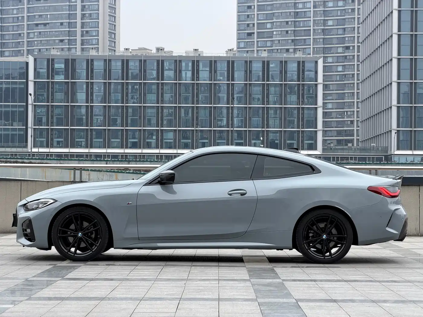 BMW 4 Series 2022 425i Fashion M Sport Shadow Night Package фото 3