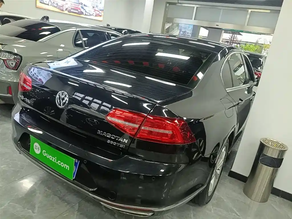 Volkswagen Magotan 2018 Facelift 380TSI DSG Luxury фото 7