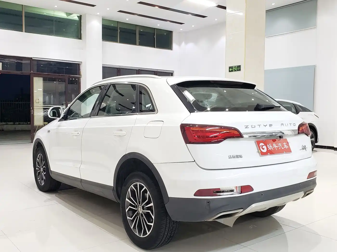 Zotye SR7 2017 2017 1.5T CVT Magic Cube Road