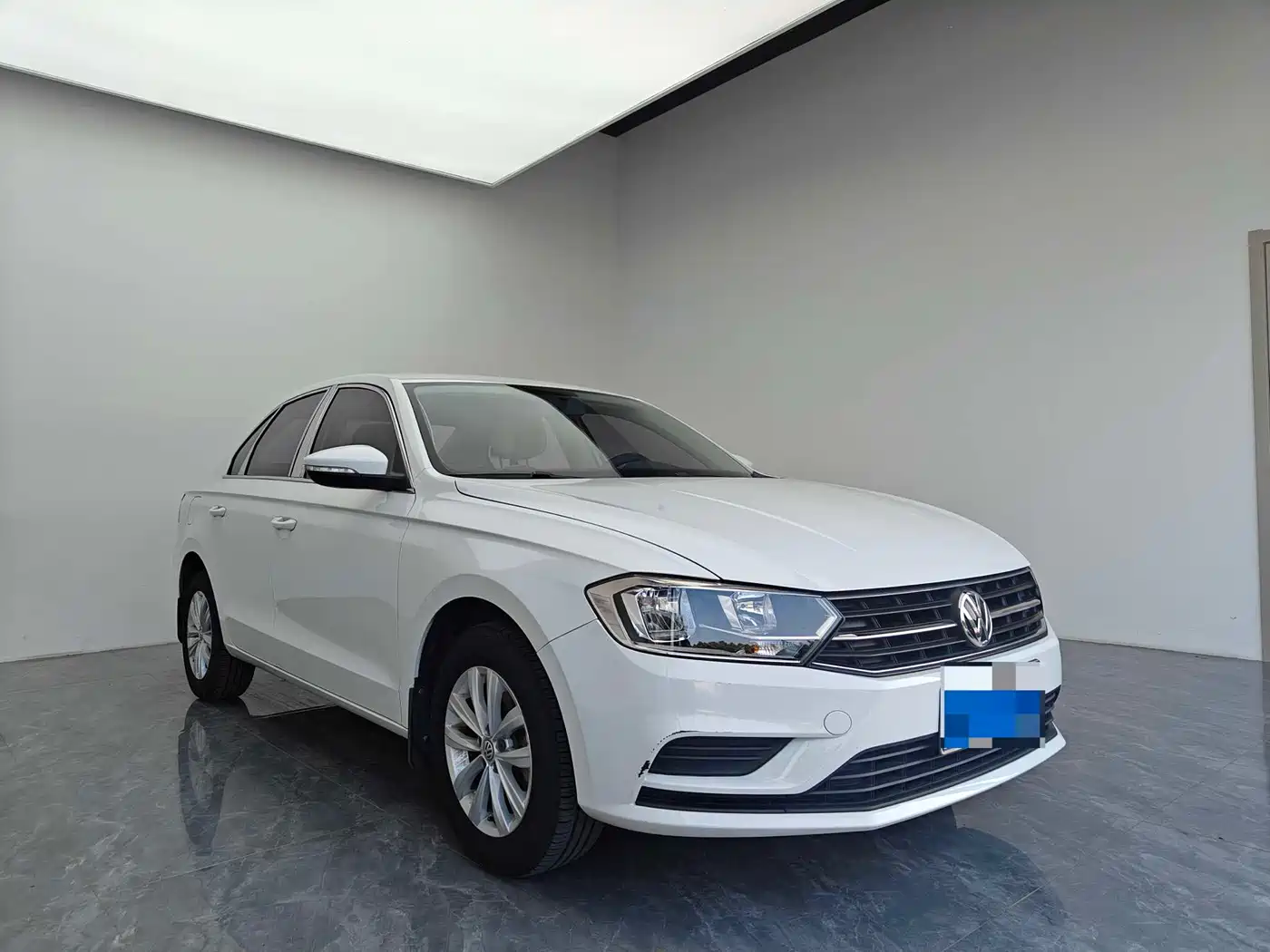 Volkswagen Bora 2018 1.5L Manual Fashion фото 3