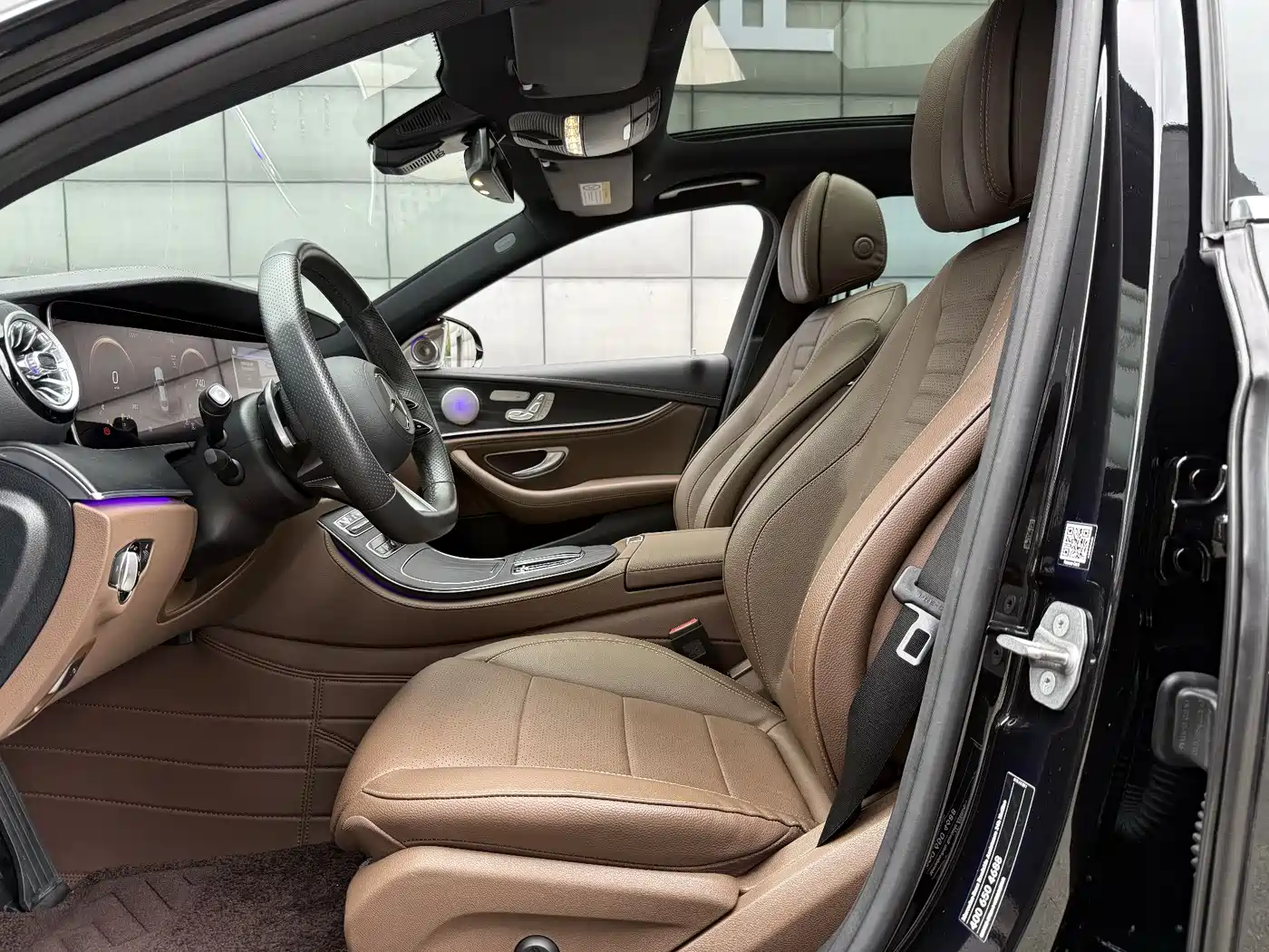 Mercedes-Benz E-Class 2023 E 300 L Sport Fashion фото 13
