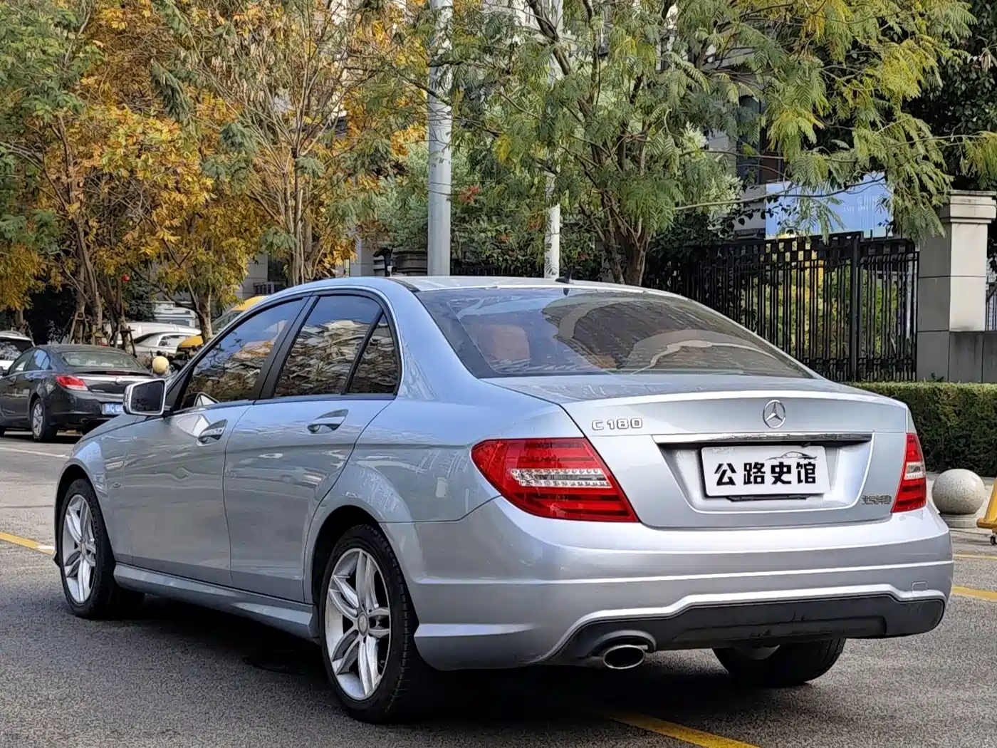 Mercedes-Benz C-Class 2013 C 180 Classic Grand Edition фото 3