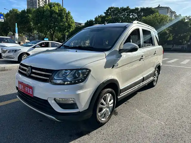  Dongfeng Fengguang Fengguang 370 2016 1.5L Manual Luxury 7-seater