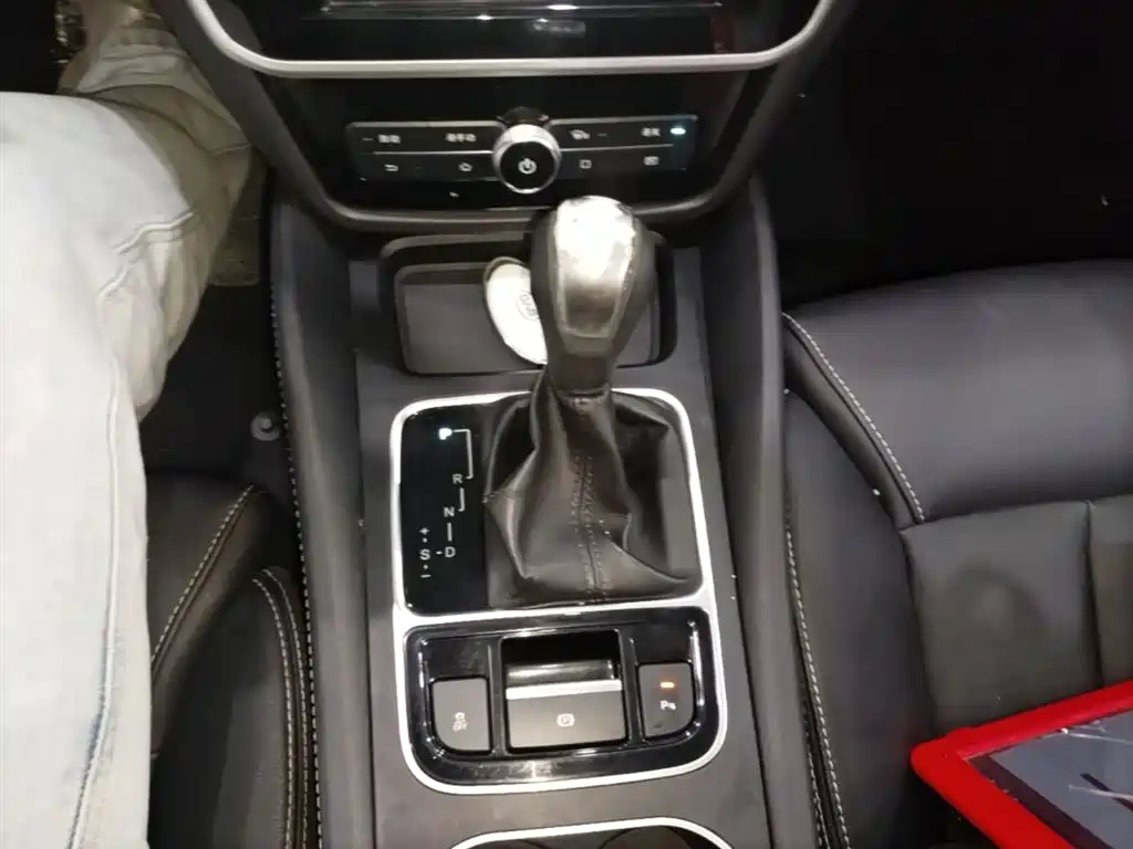 BYD Song MAX 2017 1.5T Auto Smart Elite 7-Seater фото 14