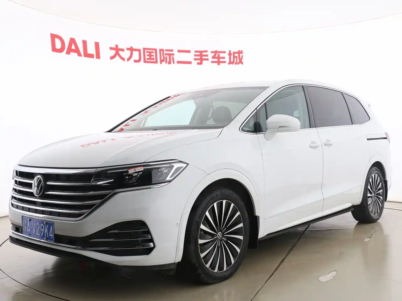 Volkswagen Viloran 2020 380TSI Premium