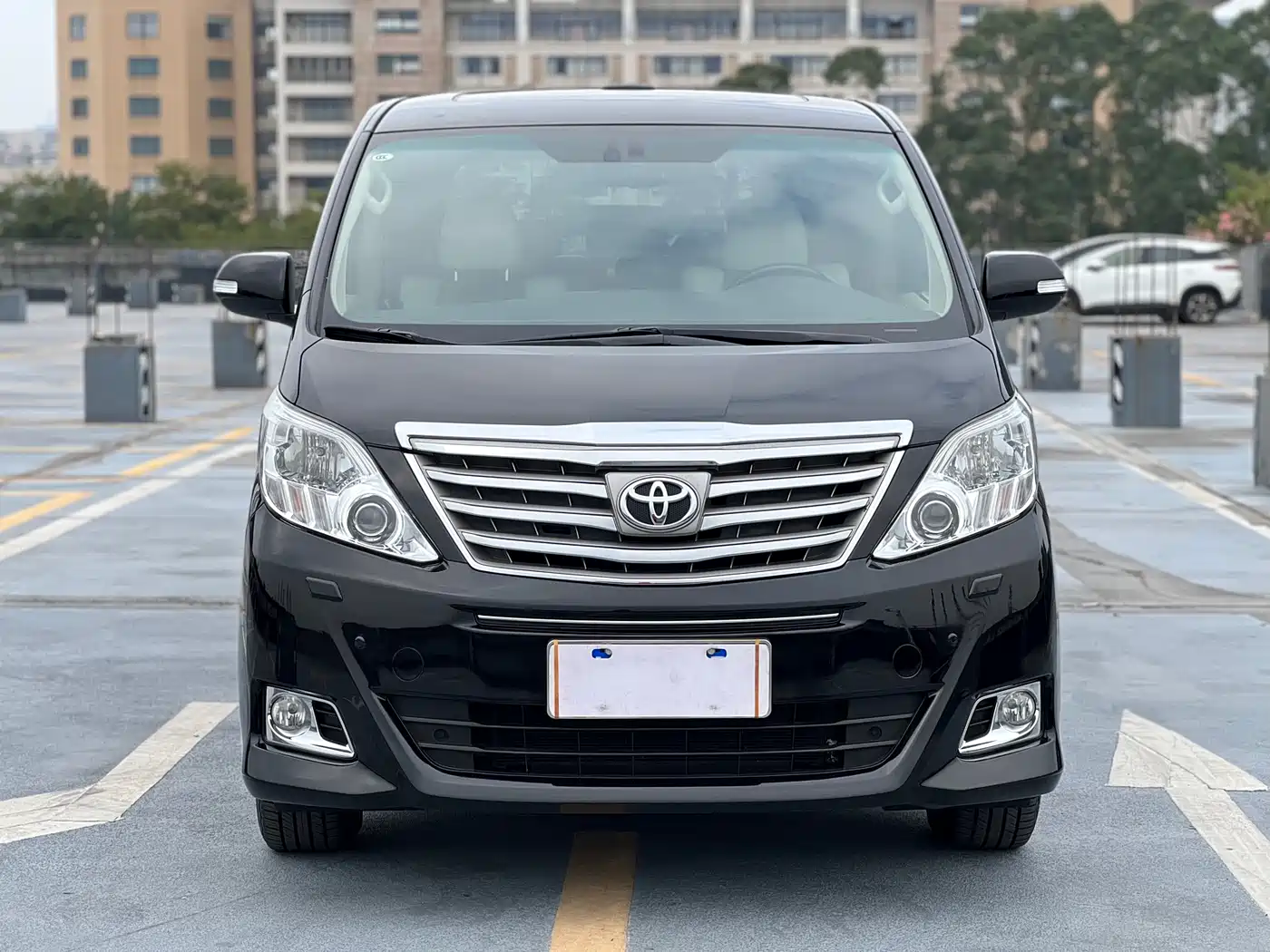 Toyota Alphard 2012 3.5L Luxury Edition фото 7