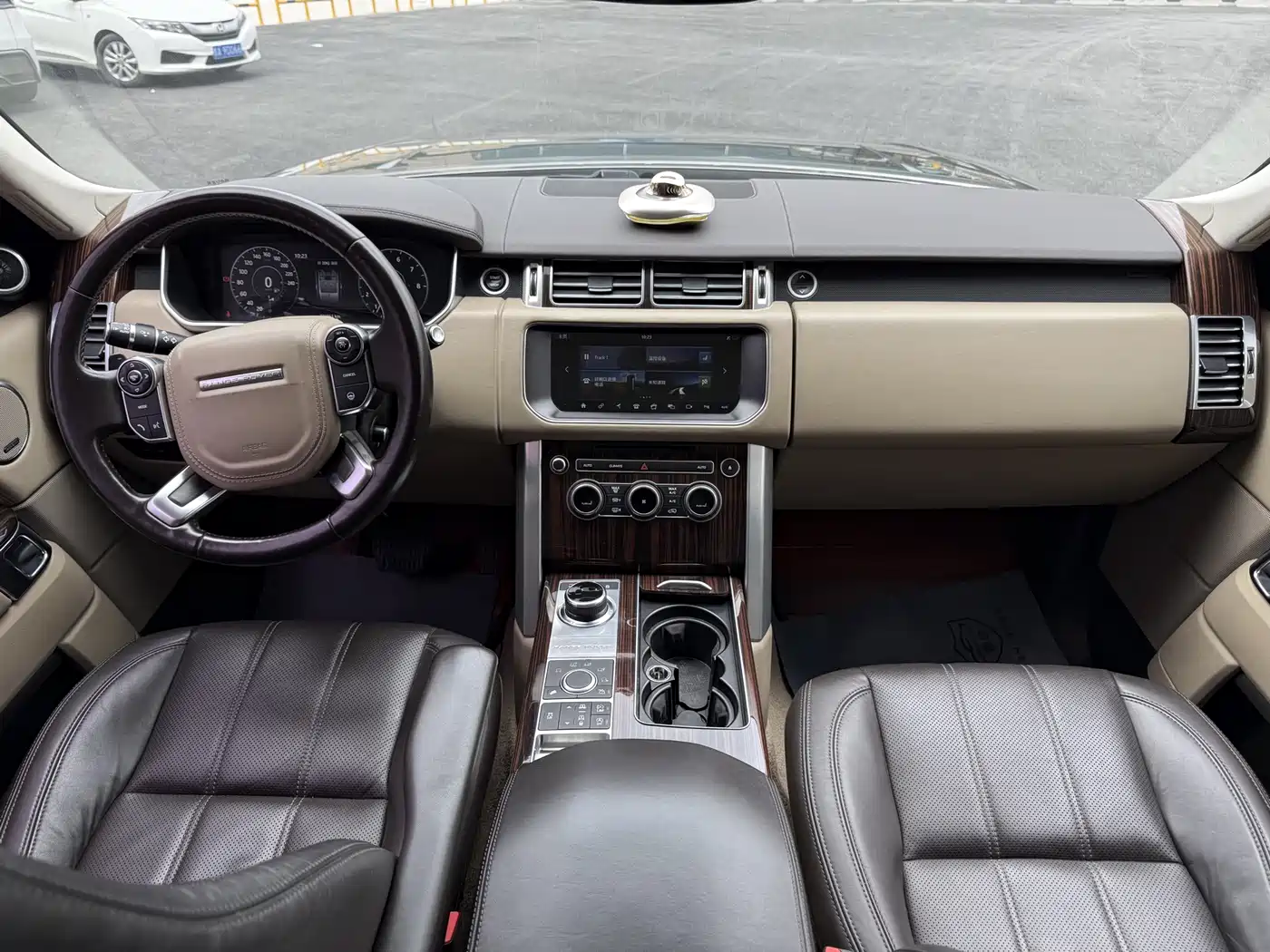 Land Rover Range Rover 2017 3.0 SC V6 Vogue фото 9