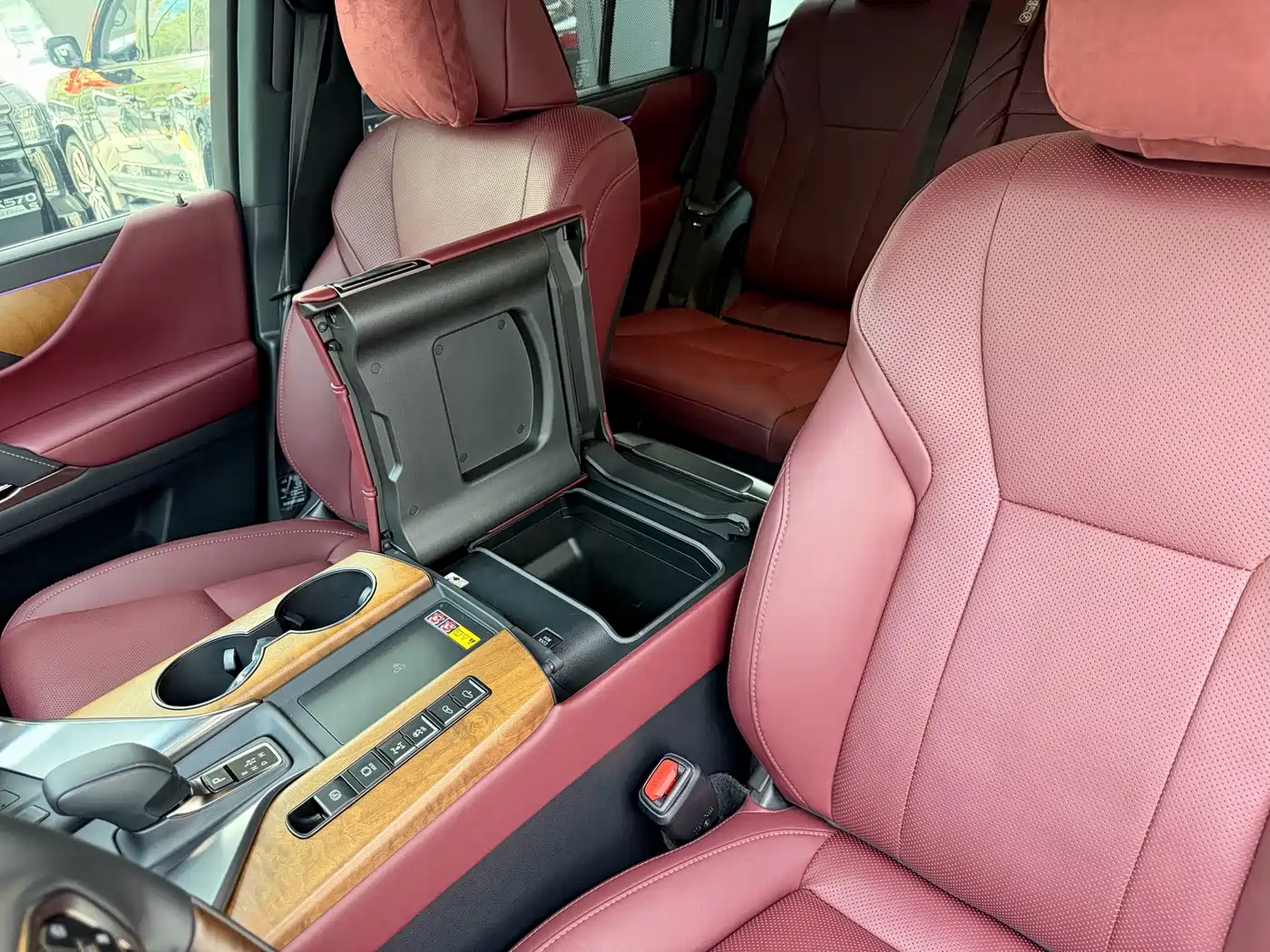 Lexus LX 2025 2025 700h Boundary Edition