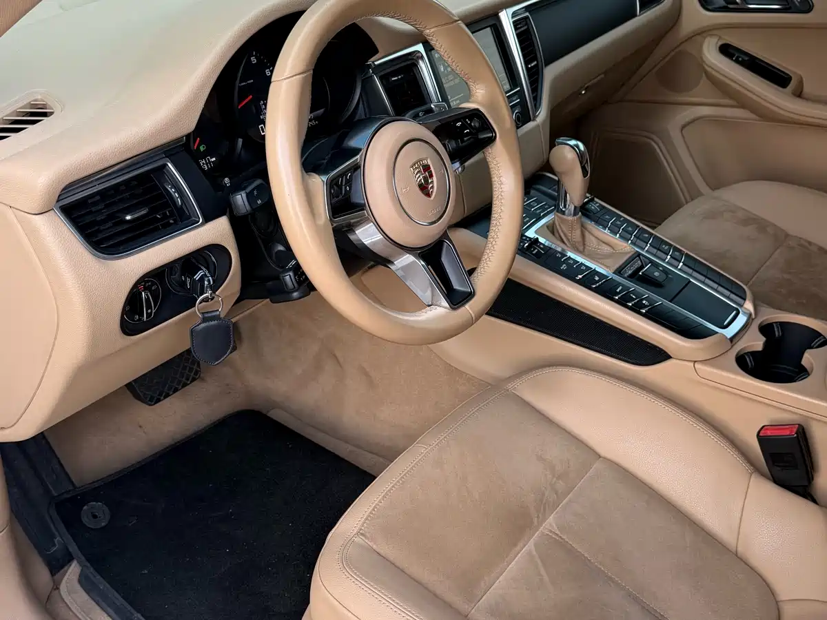 Porsche Macan 2014 Macan 2.0T фото 7