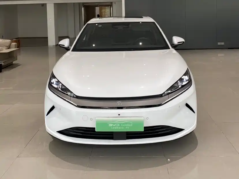 BYD Qin L 2025 EV 545KM Superior фото 2