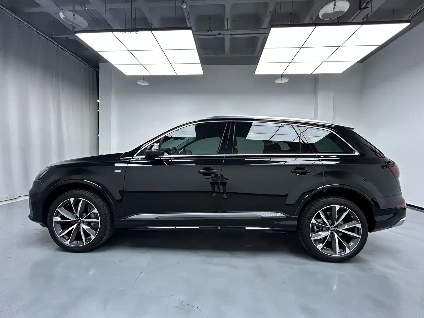 Audi Q7 2021 55 TFSI quattro S line Sport фото 10