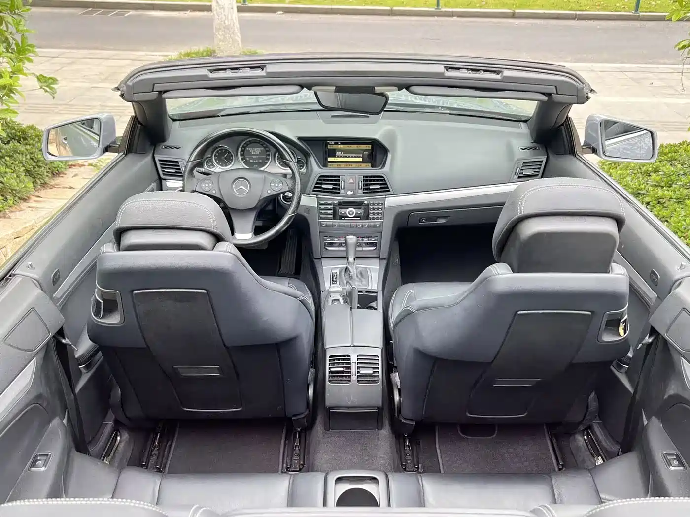 Mercedes-Benz E-Class (Import) 2011 E 260 CGI Convertible фото 4