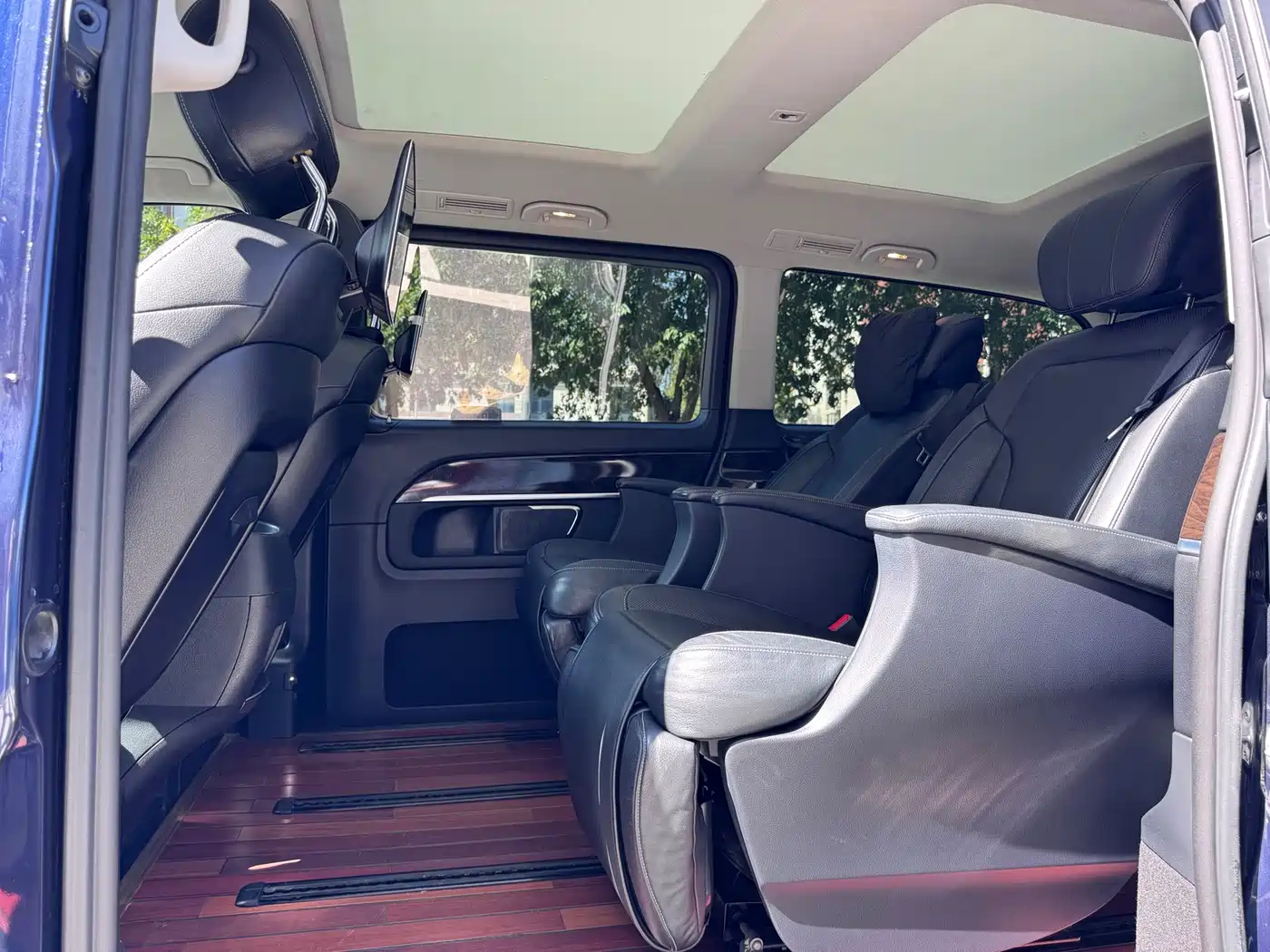 Mercedes-Benz V-Class 2018 2018 V 260 L Premium Long Version China V