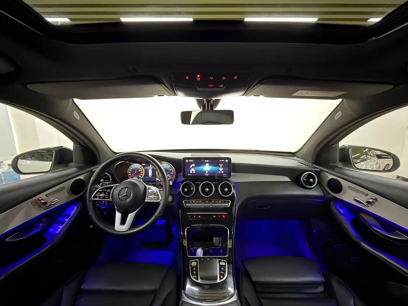 Mercedes-Benz GLC Coupe 2021 GLC 260 4MATIC Coupe SUV фото 5