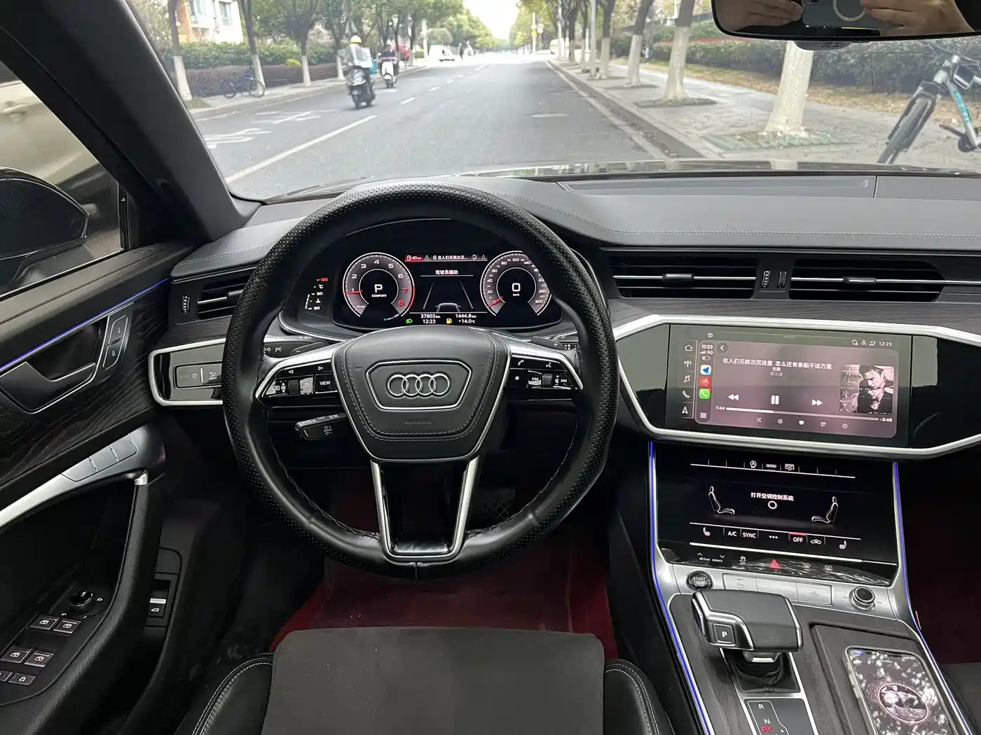 AUDI A6L