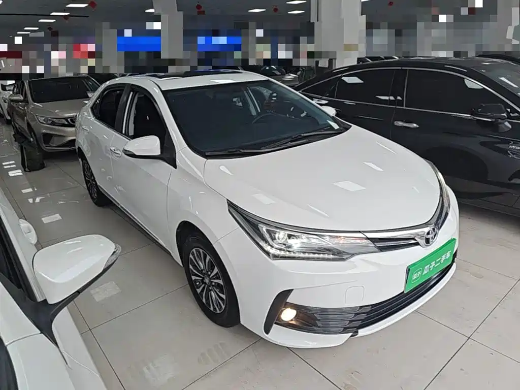 Toyota Corolla 2018 1.2T S-CVT GL-i Smart Shine Edition фото 4
